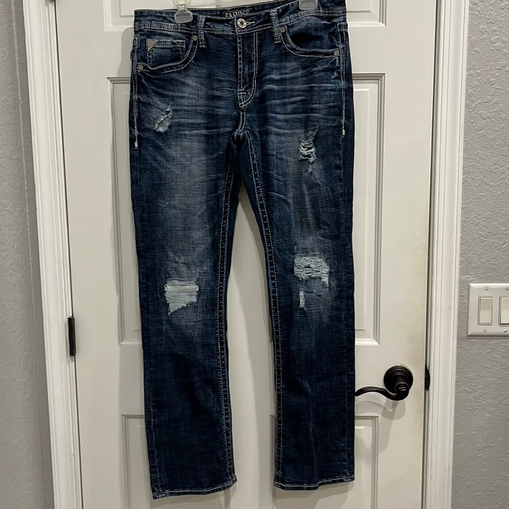 Men’s salvage mayhem, straight leg size 33 long destroy jeans, stretchy like new